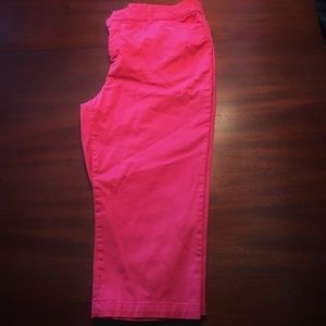 Hot pink Croft and barrow Capri khaki pants